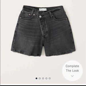 NWT Abercrombie Curve Love High Rise Dad Shorts